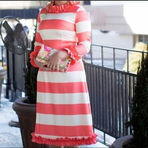 🔴SOLD🔴 Dainty Jewells Dress!